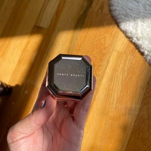 Fenty setting powder